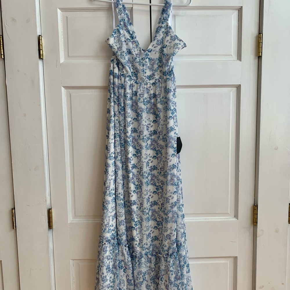 Lulu’s blue & white maxi dress (medium)